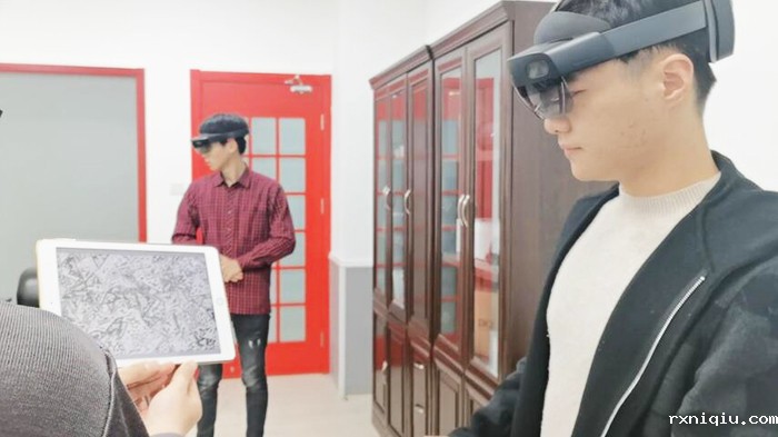 在iPad端为HoloLens进行空间位置的校准